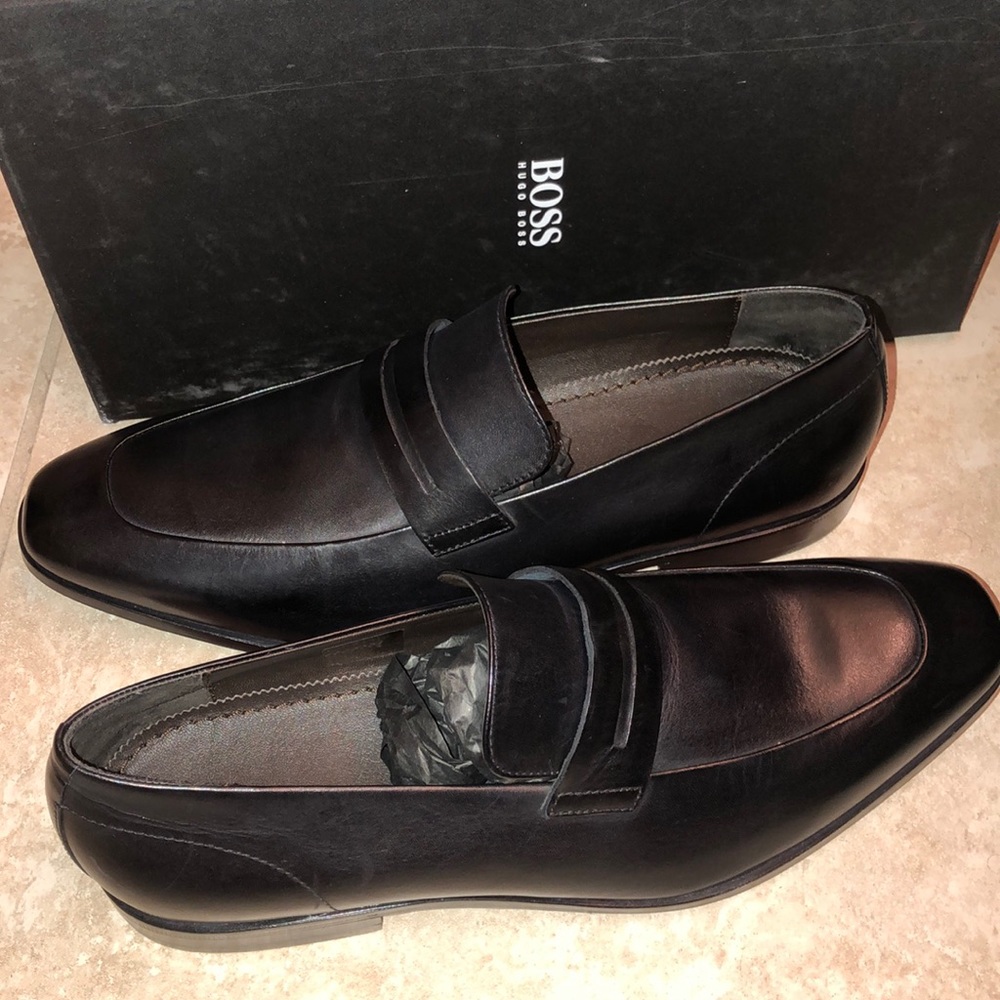 Last One 100% authentic Hugo Boss highline loafer men’s shoe leather black